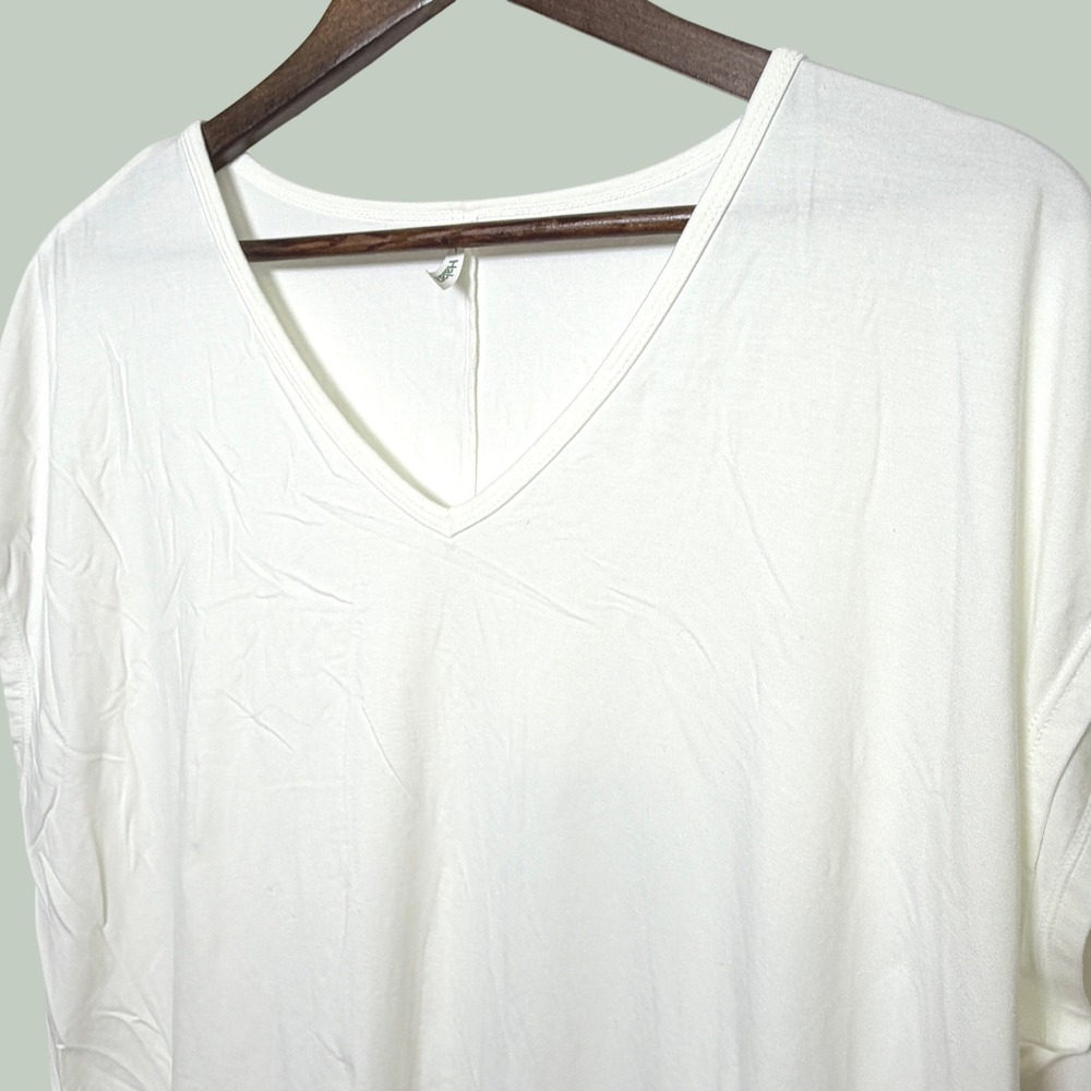 Halara Women V-Neck Short Sleeve Top White Viscose Blend Size L NWT